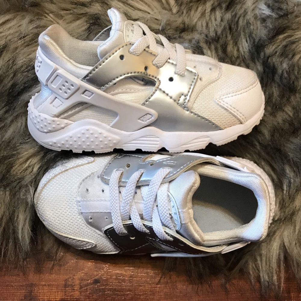 Nike Huarache Toddler Sneakers 7C